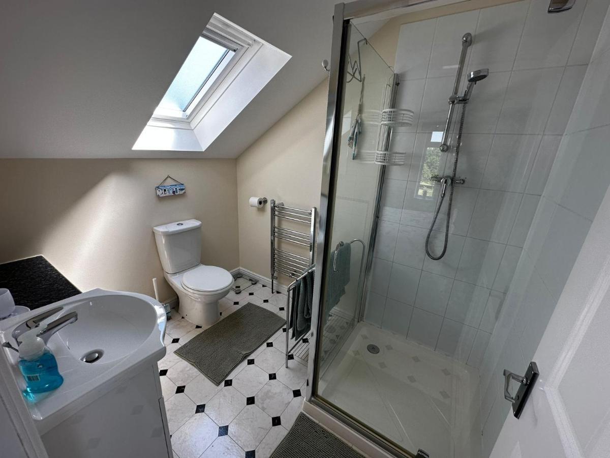 Holly Hill Apartments Southampton Extérieur photo